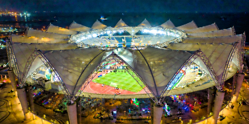 海湾体育场夜景 - 帐篷造型的独特世界杯体育场